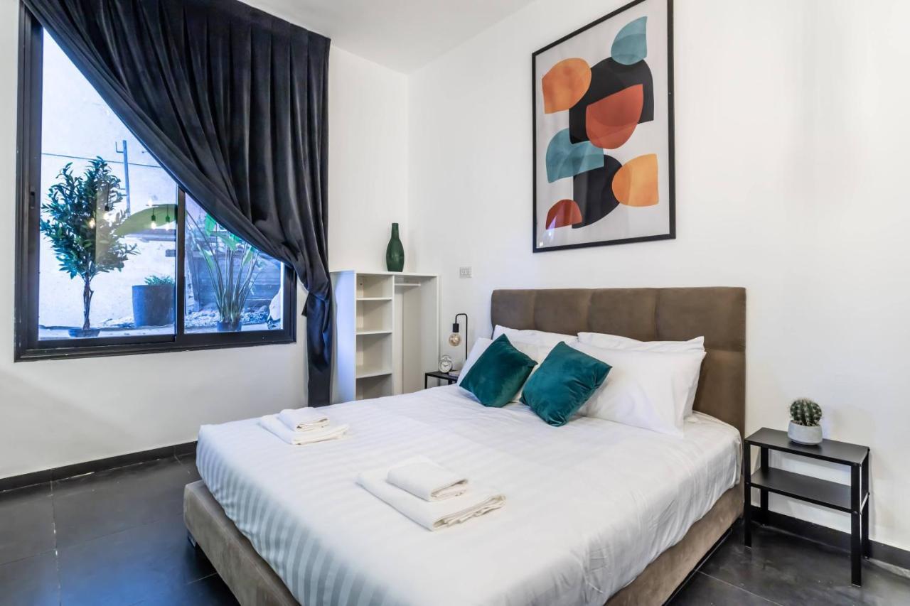 Midrahov Urban Suites Jerusalem Exterior photo