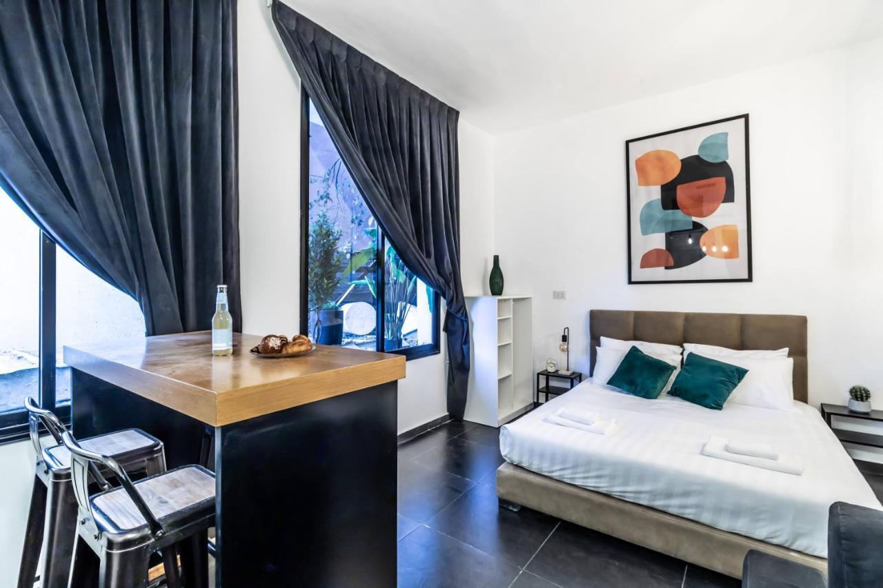 Midrahov Urban Suites Jerusalem Exterior photo