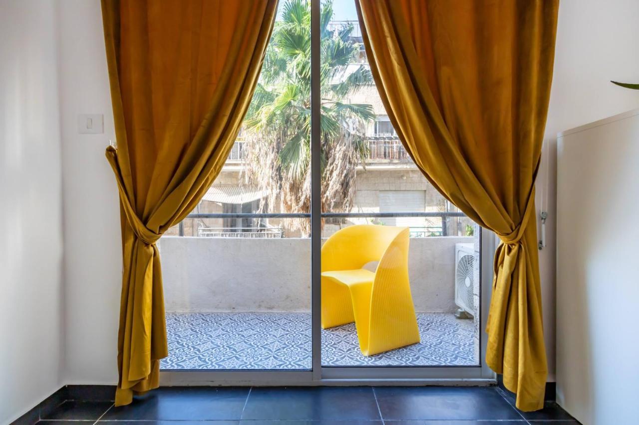 Midrahov Urban Suites Jerusalem Exterior photo
