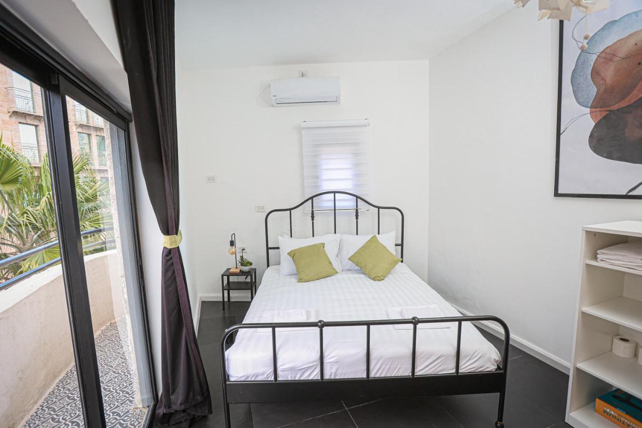 Midrahov Urban Suites Jerusalem Exterior photo